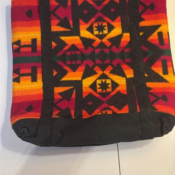 Pendleton Women's Tote Bag - Red, Orange, and Black - Picture 2 of 3